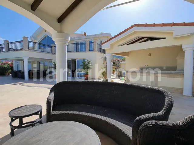 Satılık 5 Yatak Odalı Villa - Karşıyaka, Girne - 20