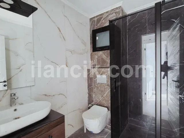Satılık 2+1 Daire, Havuz ve Bahçe ile Lapta Girne - 9