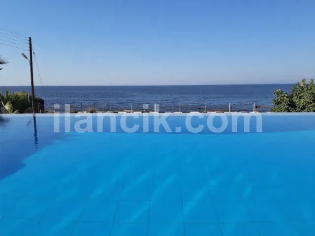 Satılık 5 Odalı Lüks Villa - Karaoğlanoğlu, Girne