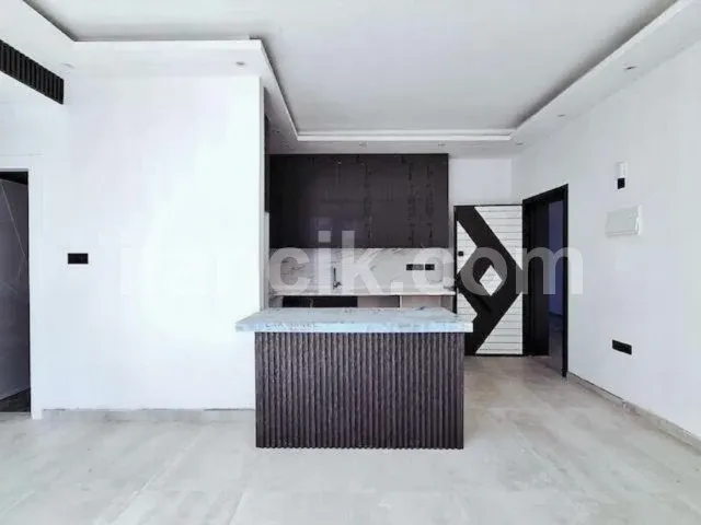Satılık 2+1 Daire, Havuz ve Bahçe ile Lapta Girne - 16