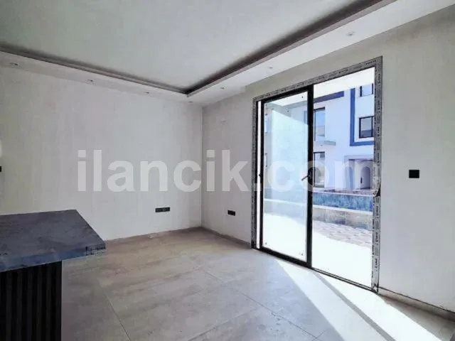 Satılık 2+1 Daire, Havuz ve Bahçe ile Lapta Girne - 17