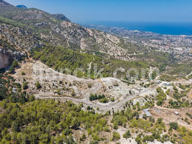 Satılık Konut İmarlı Arsa - Çatalköy, Girne - 8