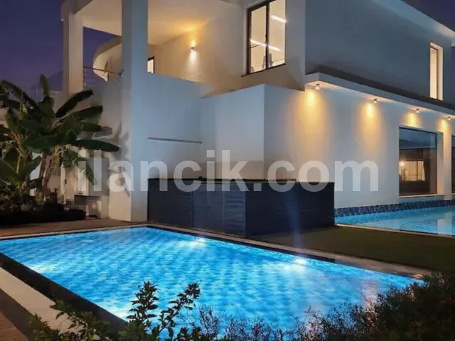 Satılık 3 Yatak Odalı İkiz Villa - İskele Boğaz, İskele