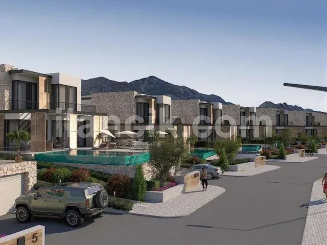 Ozanköy'de Satılık 4 Yatak Odalı Lüks Villa