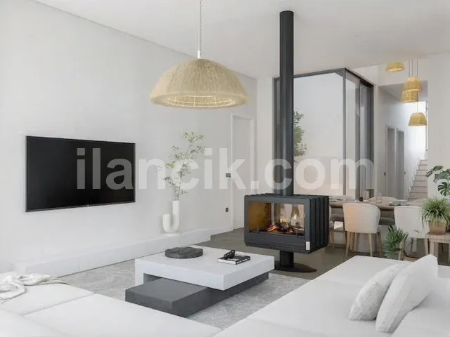 Ozanköy'de Satılık Özel Havuzlu 4 Yatak Odalı Müstakil Villa - 17