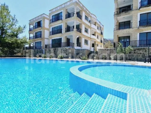 Satılık 3 Yatak Odalı Daire, Lapta Girne - Deniz Manzaralı