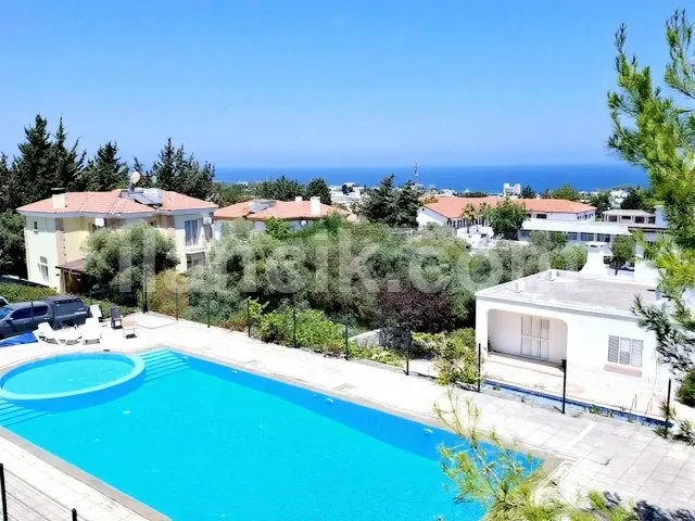 Satılık 3 Yatak Odalı Daire, Lapta Girne - Deniz Manzaralı - 2