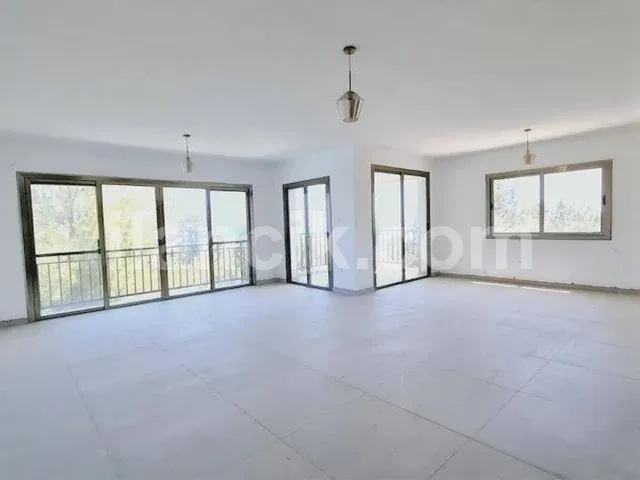 Satılık 3 Yatak Odalı Daire, Lapta Girne - Deniz Manzaralı - 15
