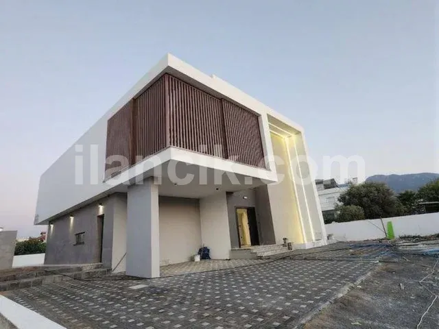 Çatalköy'de Satılık 4 Yatak Odalı Lüks Villa - 3
