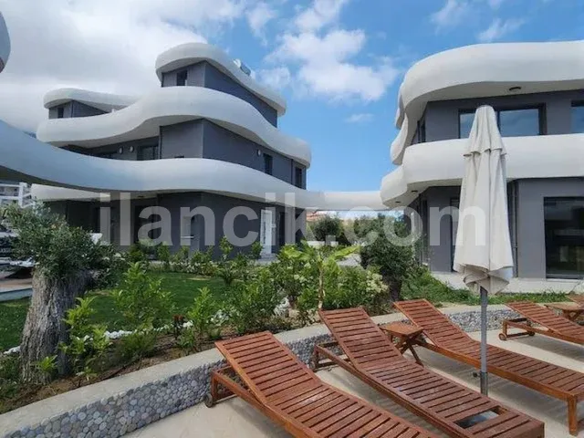 Satılık 3 Yatak Odalı İkiz Villa - Lapta, Girne - 5