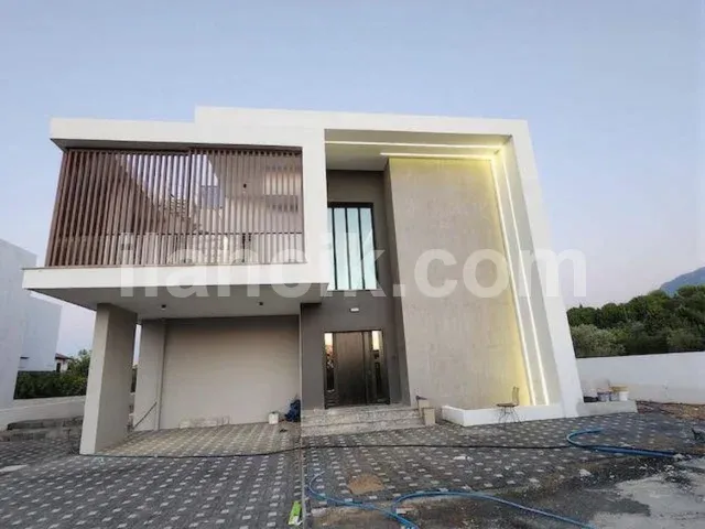 Çatalköy'de Satılık 4 Yatak Odalı Lüks Villa - 7