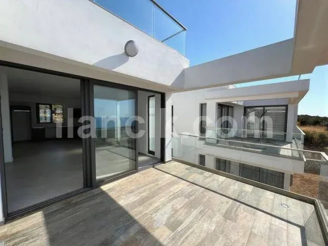 Satılık 2 Yatak Odalı Daire - Tatlısu, Mağusa - 9