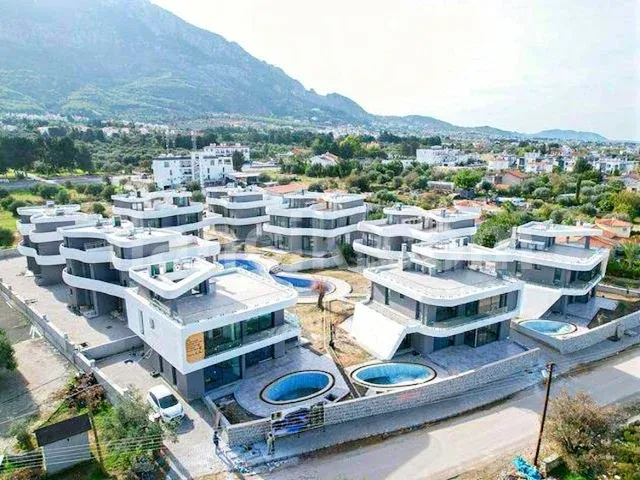 Satılık 3 Yatak Odalı İkiz Villa - Lapta, Girne - 9