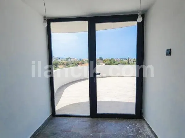 Satılık 3 Yatak Odalı İkiz Villa - Lapta, Girne - 10