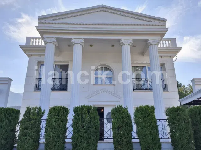Satılık 4 Yatak Odalı Villa - Edremit, Girne - 2