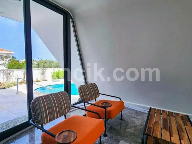Girne Lapta'da Satılık 4 Yatak Odalı Lüks Villa - 6