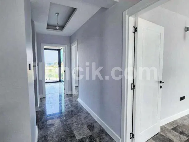 Girne Lapta'da Satılık 4 Yatak Odalı Lüks Villa - 11