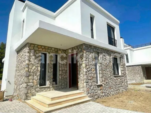 Satılık 3 Yatak Odalı Villa – Edremit, Girne