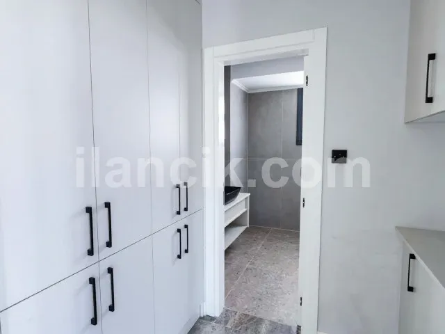 Girne Lapta'da Satılık 4 Yatak Odalı Lüks Villa - 15
