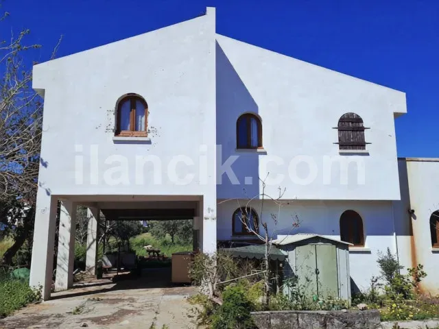 Sadrazamköy'de Satılık 3 Odalı Deniz Kenarı Villa - 3