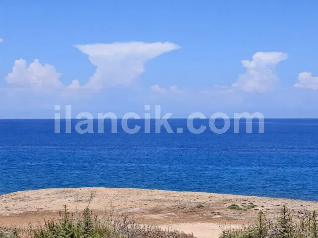 Sadrazamköy'de Satılık 3 Odalı Deniz Kenarı Villa - 15