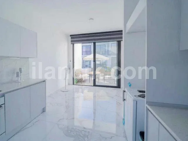 Lapta'da Satılık 3 Yatak Odalı Mobilyalı İkiz Villa - 8