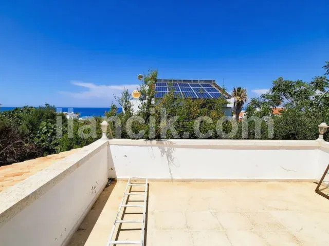 Sadrazamköy'de Satılık 3 Odalı Deniz Kenarı Villa - 17