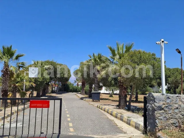 Sadrazamköy'de Satılık 3 Odalı Deniz Kenarı Villa - 20