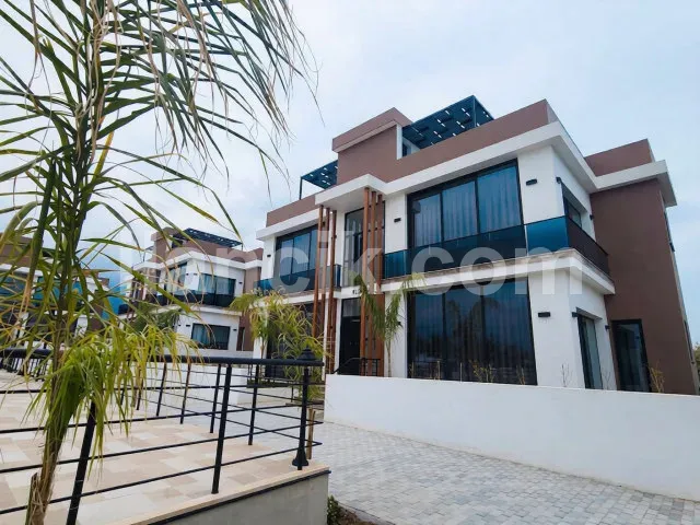 Satılık 2 Yatak Odalı Penthouse - Yeşiltepe, Girne - 6