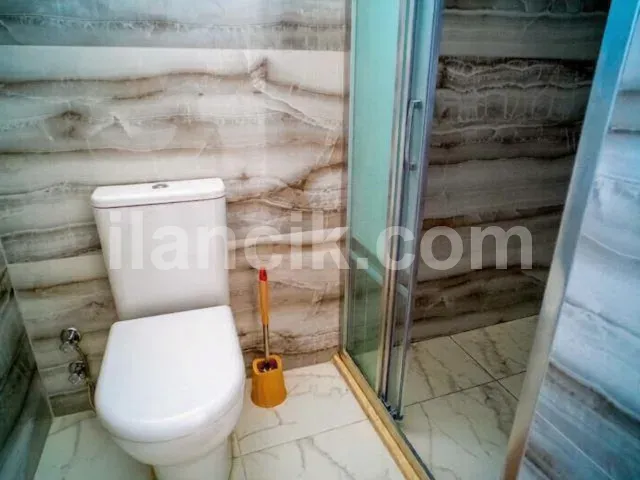 Lapta'da Satılık 3 Yatak Odalı Mobilyalı İkiz Villa - 17