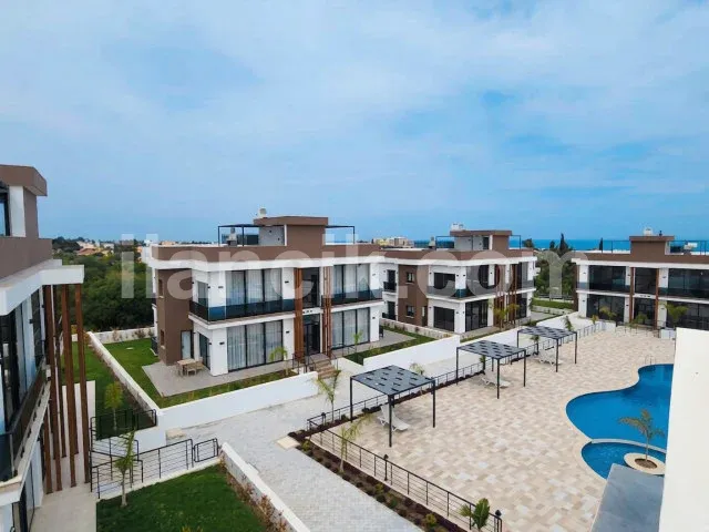 Satılık 2 Yatak Odalı Penthouse - Yeşiltepe, Girne - 8