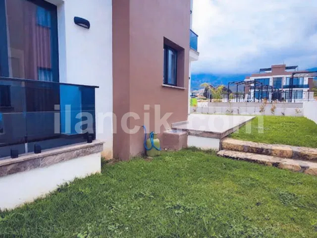 Satılık 2 Yatak Odalı Daire - Yeşiltepe, Girne - 8