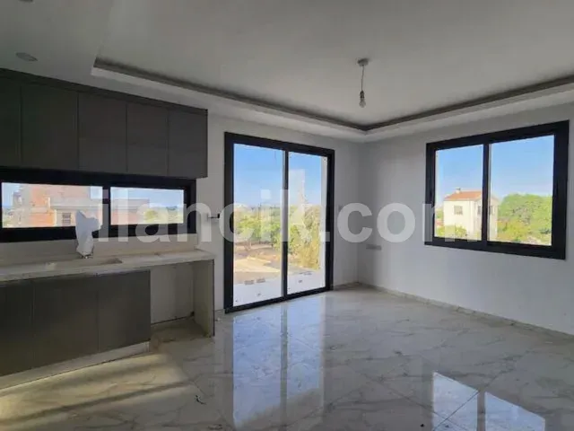 Satılık 2 Odalı Daire – Lapta, Girne