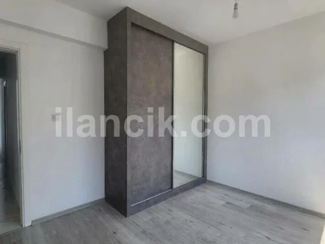 Alsancak'ta Satılık 2 Yatak Odalı Penthouse - Havuzlu Site - 10