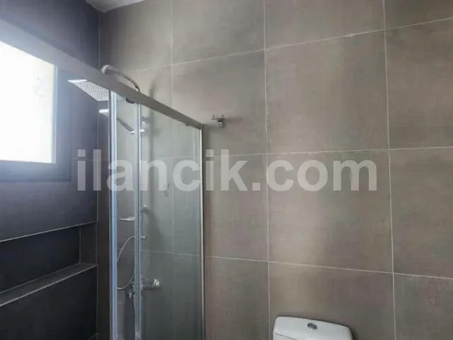 Alsancak'ta Satılık 2 Yatak Odalı Daire - Bahçeli ve Havuzlu - 16