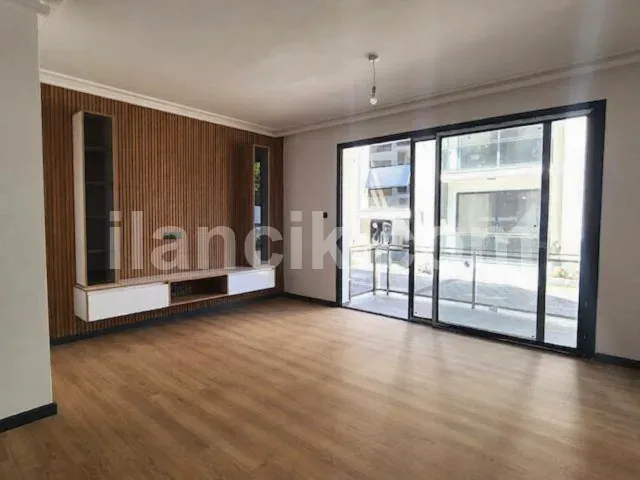 Satılık 3 Yatak Odalı Daire - Lapta, Girne - 2