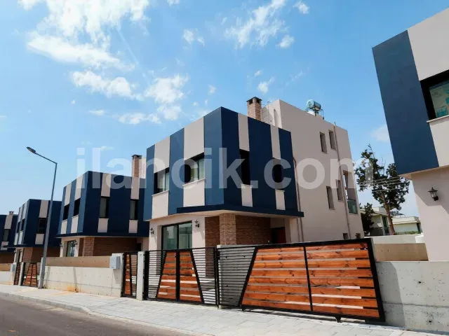 Satılık 3 Yatak Odalı Villa - Boğaz, Girne
