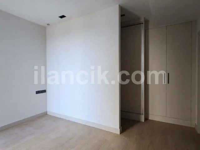 Satılık 4 Yatak Odalı Daire - Doğanköy, Girne - 13