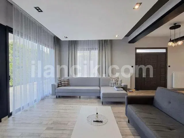 Edremit'te Satılık 3+1 Modern Villa - Girne - 3