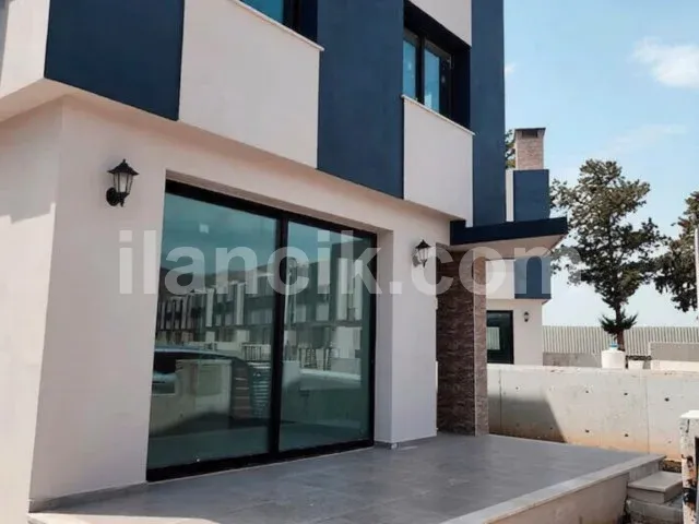 Satılık 3 Yatak Odalı Villa, Boğaz Girne - Çatı Teraslı - 13