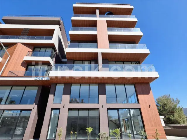 Satılık 4 Yatak Odalı Daire - Doğanköy, Girne - 17