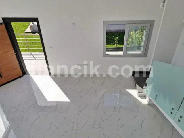 Alsancak'ta Satılık 2+1 Penthouse - Denize 500m Mesafede - 4