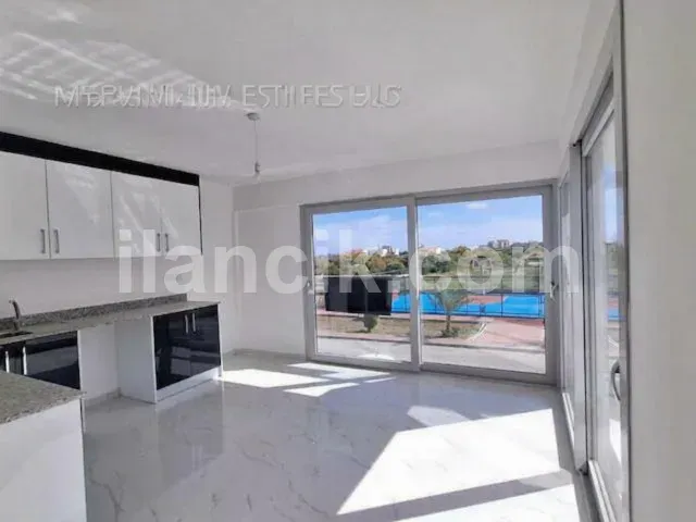 Alsancak'ta Satılık 2+1 Penthouse - Denize 500m Mesafede - 6