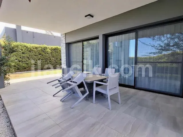 Edremit'te Satılık 3+1 Modern Villa - Girne - 13