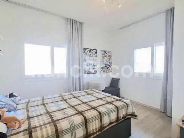 Satılık 5+1 Villa Karaoğlanoğlu Girne - Havuzlu ve Garajlı - 16