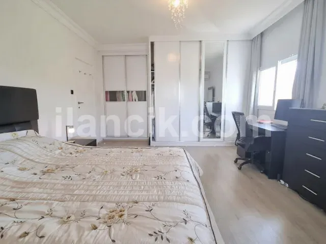 Satılık 5+1 Villa Karaoğlanoğlu Girne - Havuzlu ve Garajlı - 18