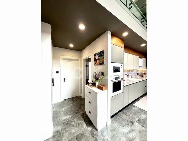 Satılık 3 Yatak Odalı Loft Daire - Karaoğlanoğlu, Girne - 9
