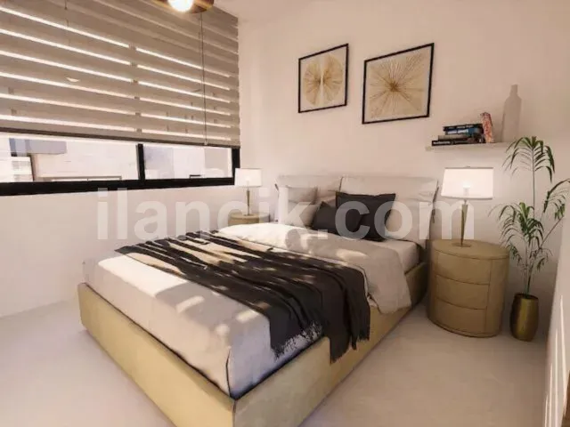 Alsancak'ta Satılık 2 Yatak Odalı Daire - Havuzlu Kompleks - 18