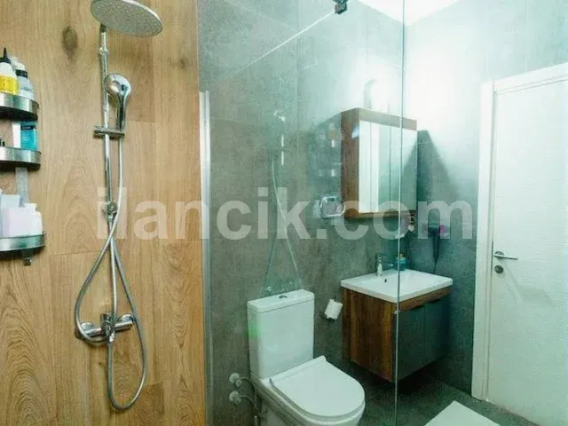 Alsancak'ta Satılık Teraslı 2 Yatak Odalı Penthouse - 18