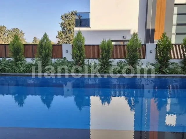Satılık 4 Yatak Odalı Lüks Villa - Alsancak, Girne - 5